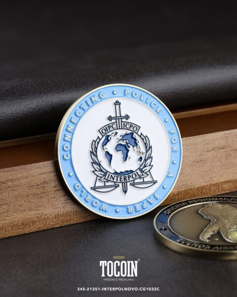 Moeda militar personalizada – challenge coin – 345-21351-INTERPOLNOVO-CG1032C