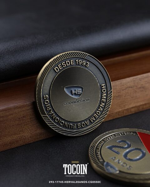 Moeda corporativa personalizada (challenge coin) – presente para funcionários e empresas – 293-17745-HERVAL20ANOS-CG0550C