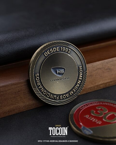 Moeda corporativa personalizada (challenge coin) – presente para funcionários e empresas – 293-17745-HERVAL30ANOS-CG0550C