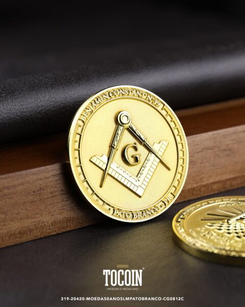 Moeda corporativa personalizada (challenge coin) – presente para funcionários e empresas – 319-20420-MOEDA50ANOSLMPATOBRANCO-CG0812C